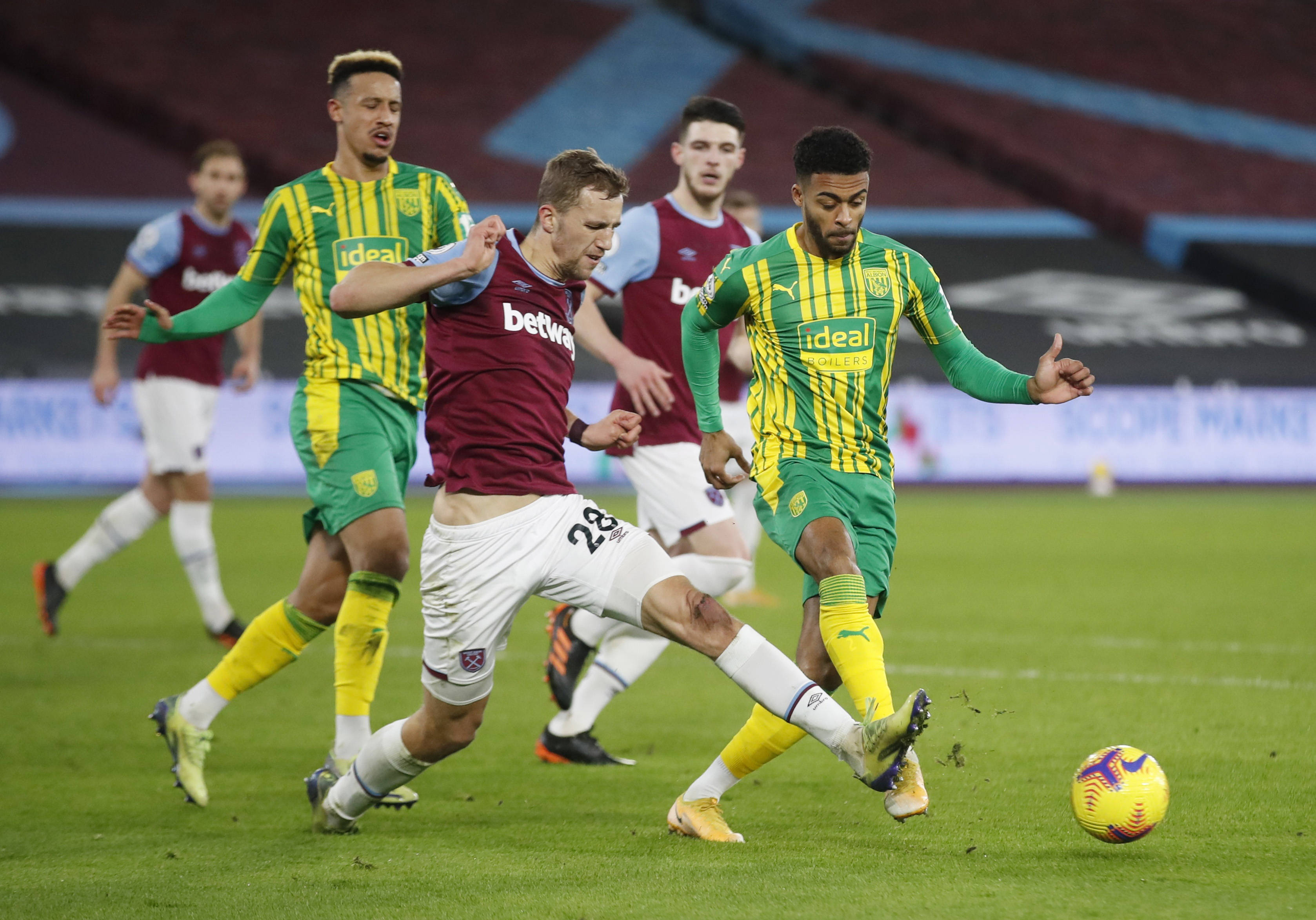 事中成为焦 事中成为焦