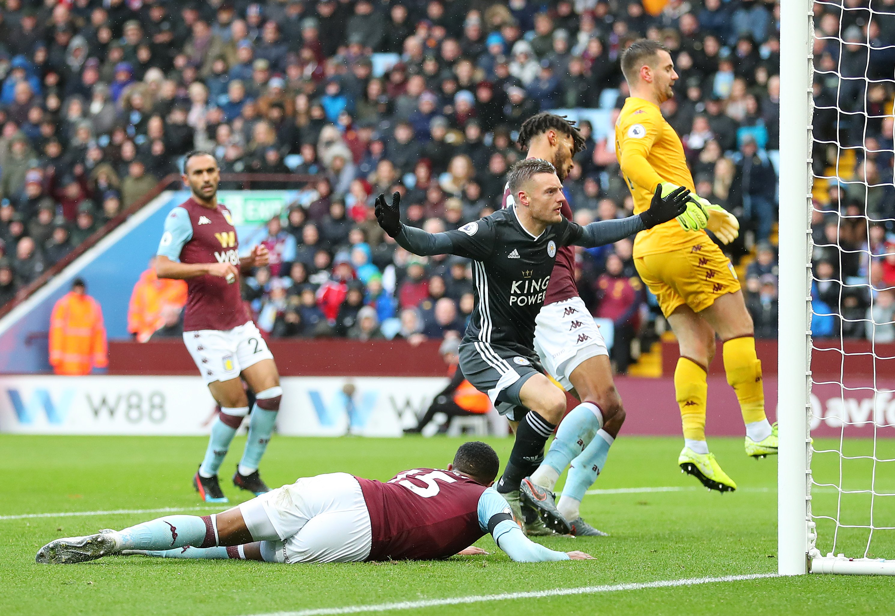 卢桑切斯不 卢桑切斯不